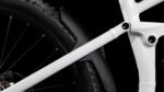 Cube Stereo Hybrid ONE44 EXC 800 metallicwhite´n´black – Bild 4