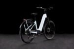 Cube Kathmandu Hybrid ONE 600 Easy Entry polarwhite´n´black – Bild 2