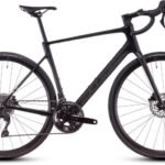 Cube Attain C:62 Race blackline